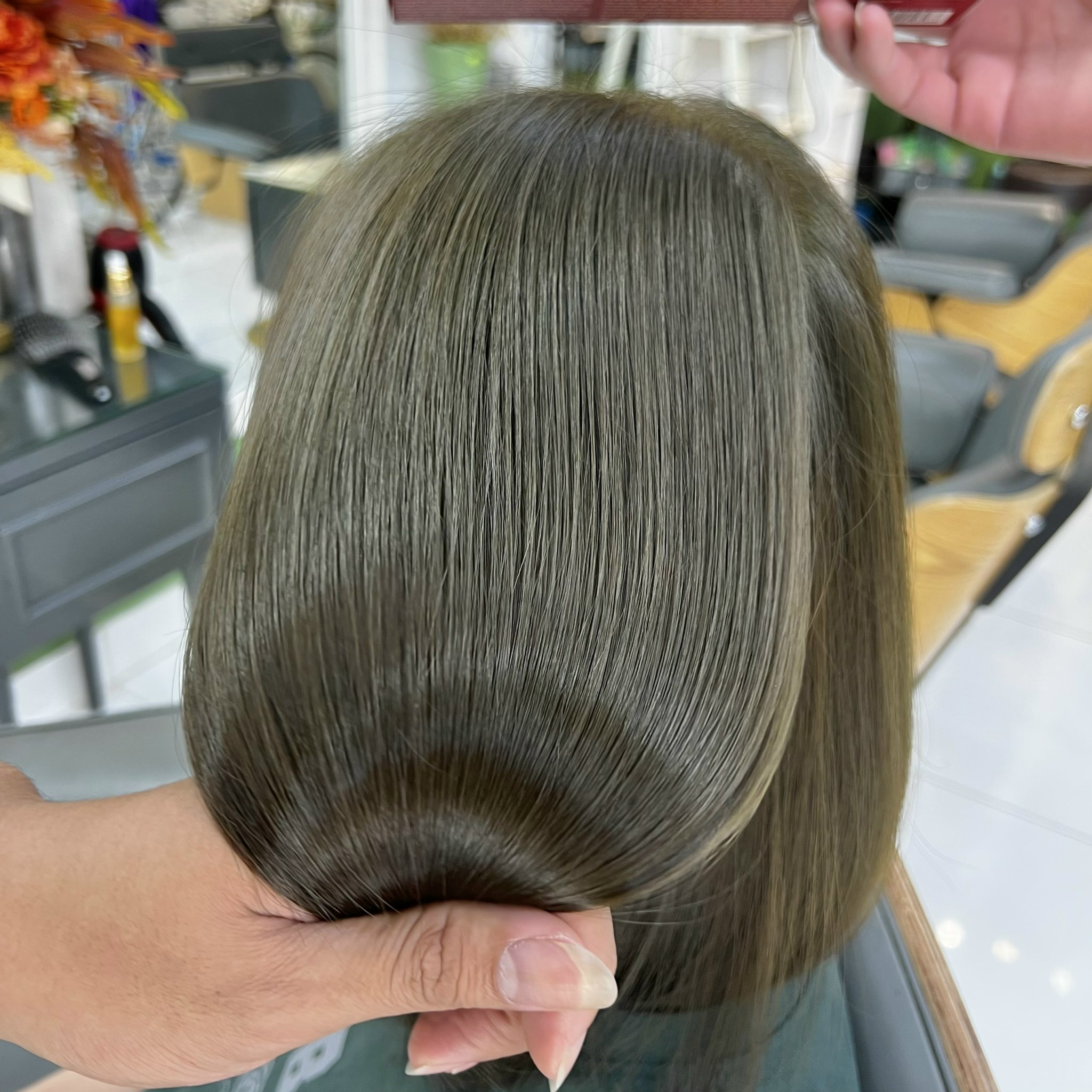 Top 20 các kiểu nhuộm tóc màu xanh rêu đẹp và trendy năm 2024